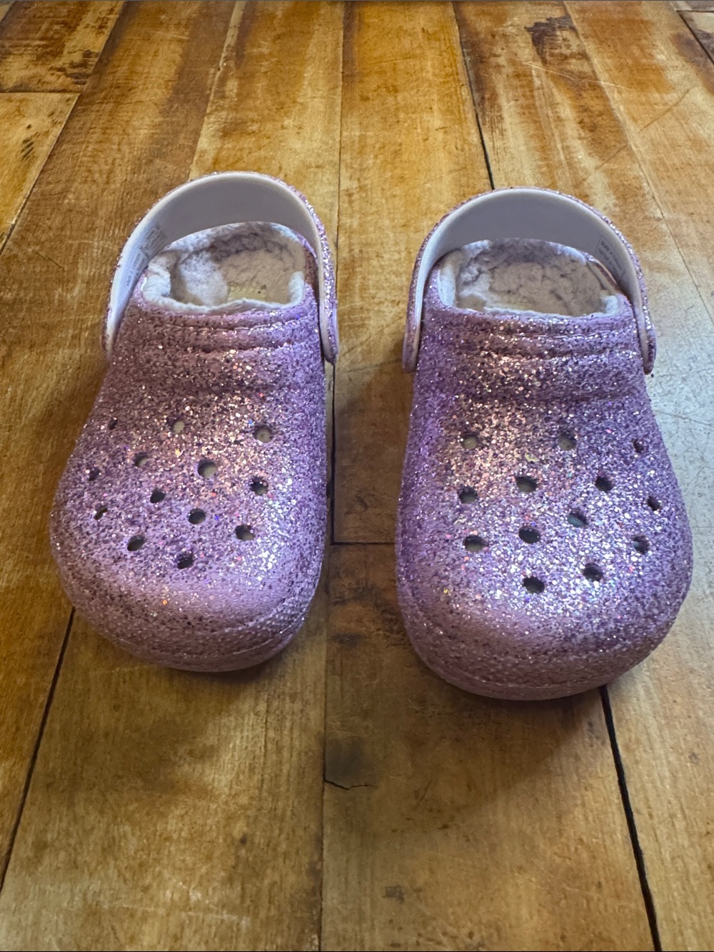 Crocs size C 10 toddler purple Glitter fleece lined